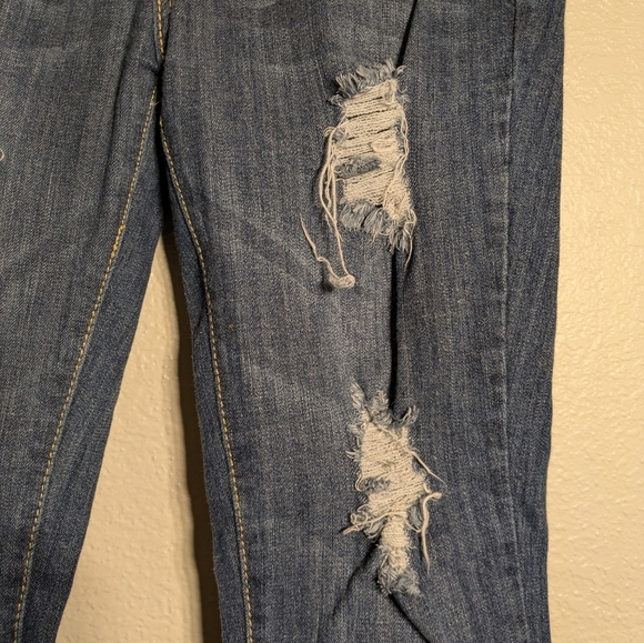 Sweet Look Dize 13 Distressed Blue Jeans - Picture 4 of 14